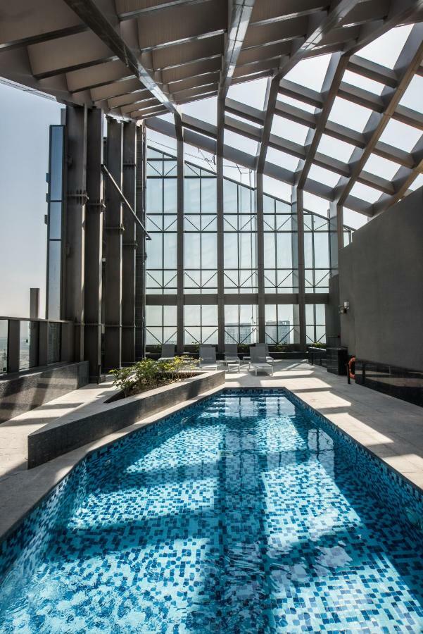 Fantastay Sparkle Tower Luxury 1 Br 迪拜 外观 照片