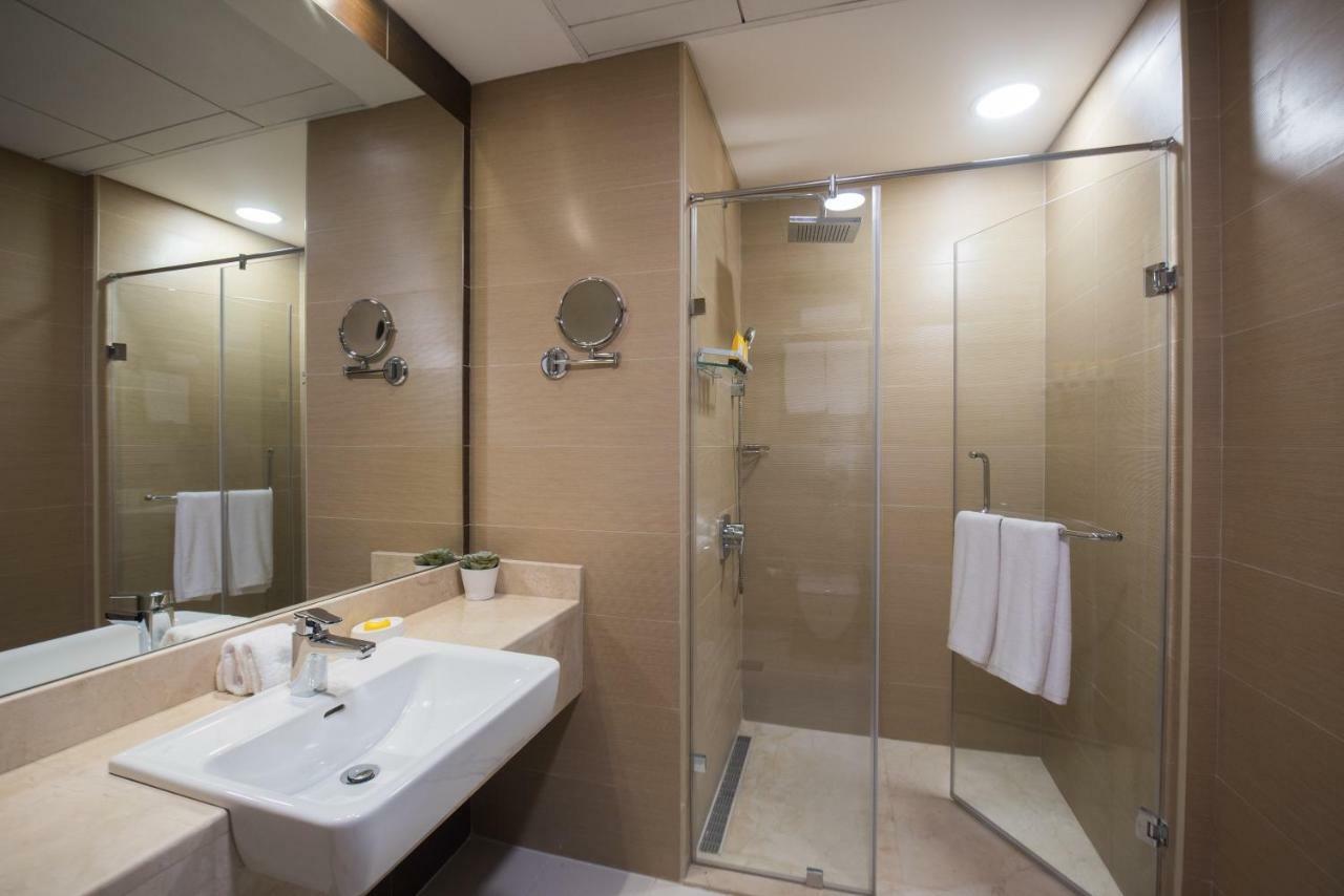Fantastay Sparkle Tower Luxury 1 Br 迪拜 外观 照片
